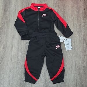 Nike Baby 2pc Propus Colorblock Set Black/Red Size 24m